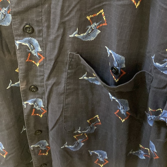 M.E. Sport buttondown business casual collar shirt. - Picture 3 of 4